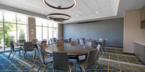 holiday-inn-walker-6642787161-2x1