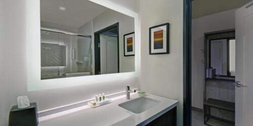 holiday-inn-walker-6642811029-2x1