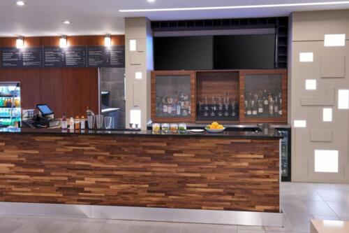 jxncy-the-bistro-3085-hor-clsc